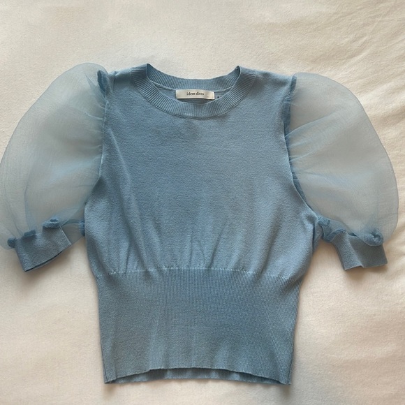 Item Ditto Blue Sheer Sleeve Sweater. Size small, worn once! - Picture 1 of 3